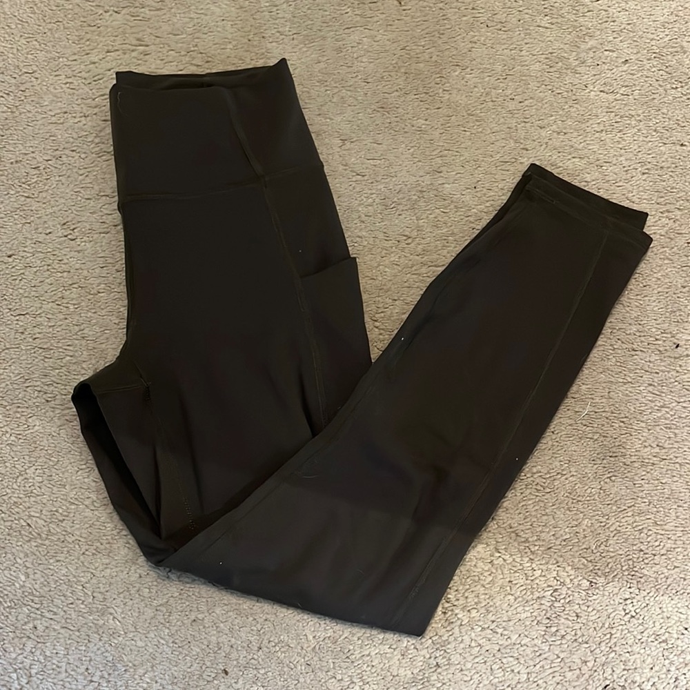 Fabletics Oasis High-Waisted 7/8 Legging
